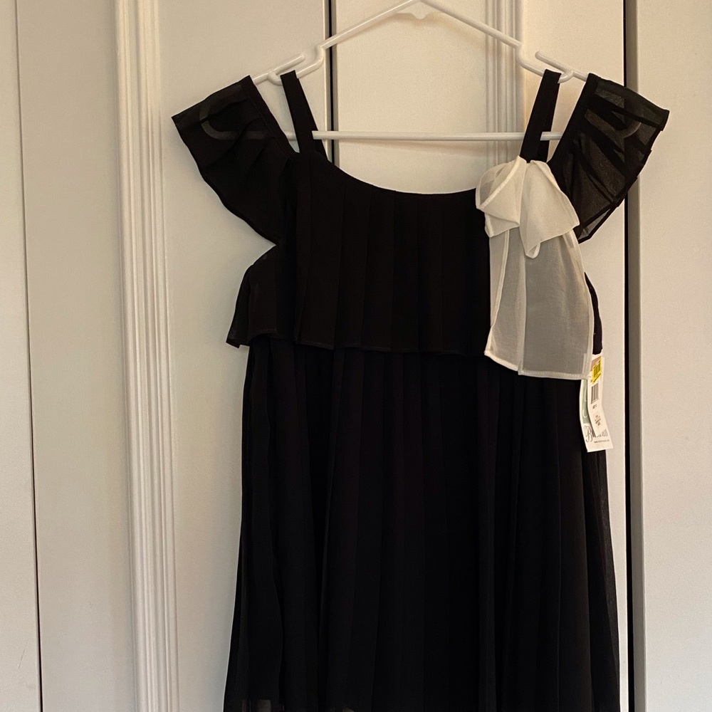 BONNIE JEAN Girls black and white dressy dress. - Picture 2 of 6